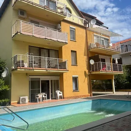 Daire Liliana Apartman Siofok